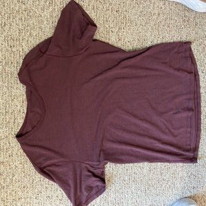 Lululemon 5-year basic tee - maroon - large